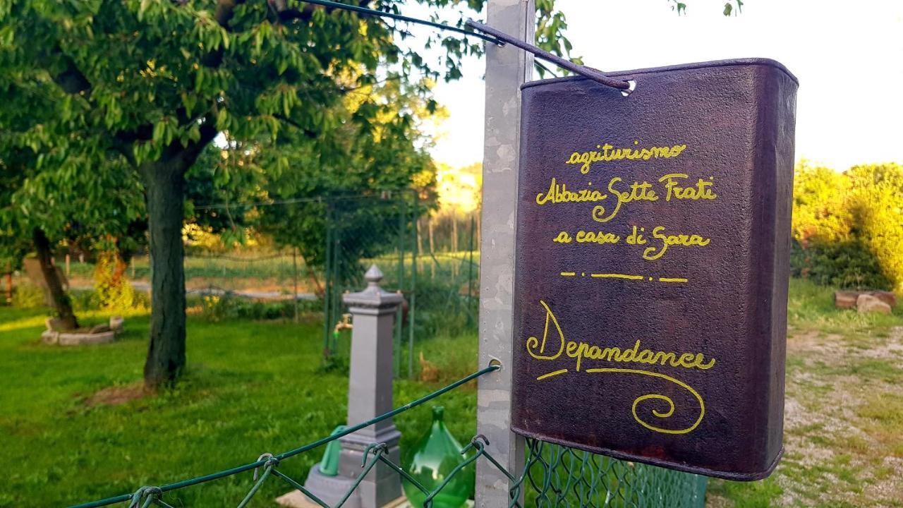 Agriturismo Abbazia Sette Frati A Casa Di Sara Pietrafitta  外观 照片